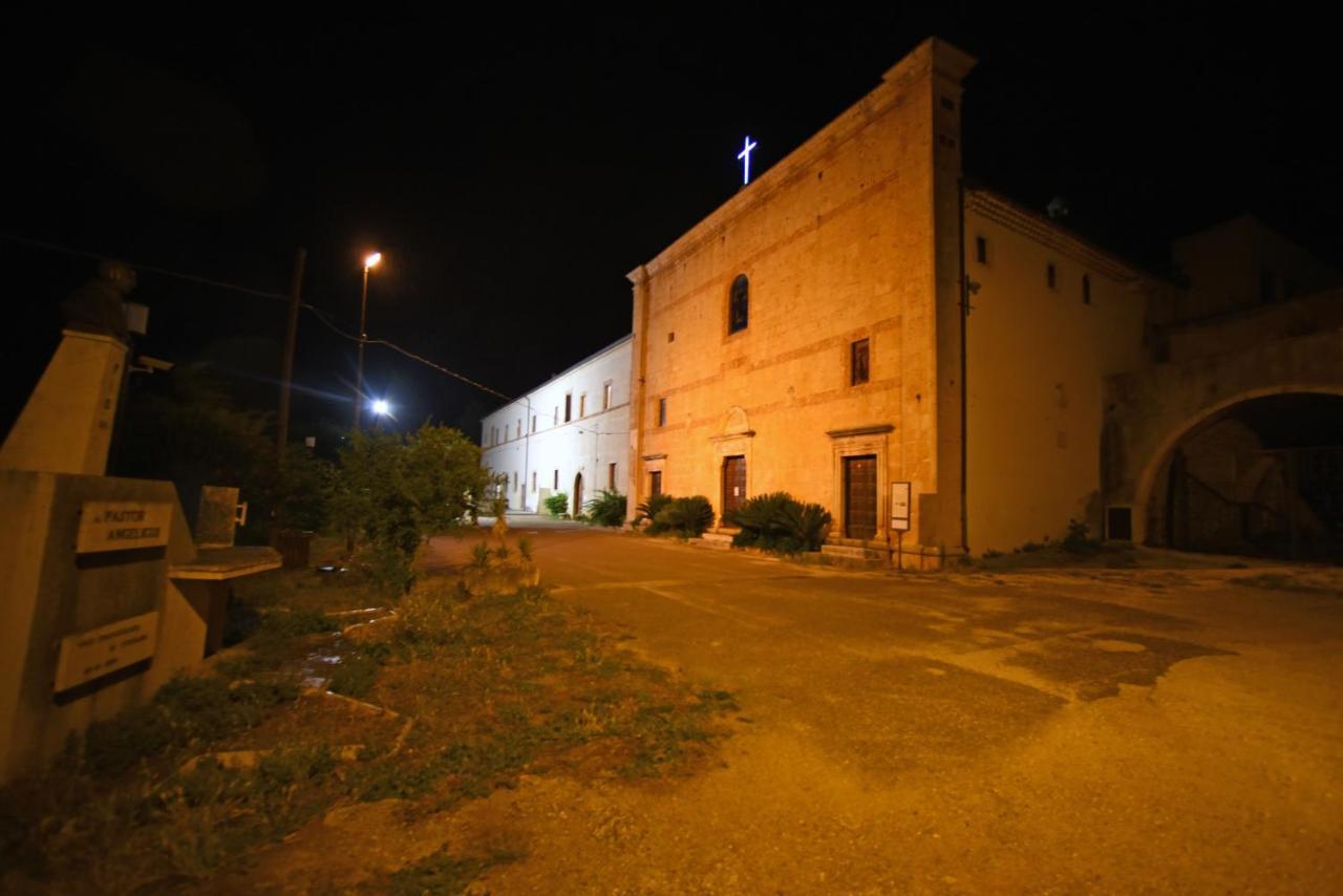 فندق Convento Di Stignano Rignano Garganico المظهر الخارجي الصورة